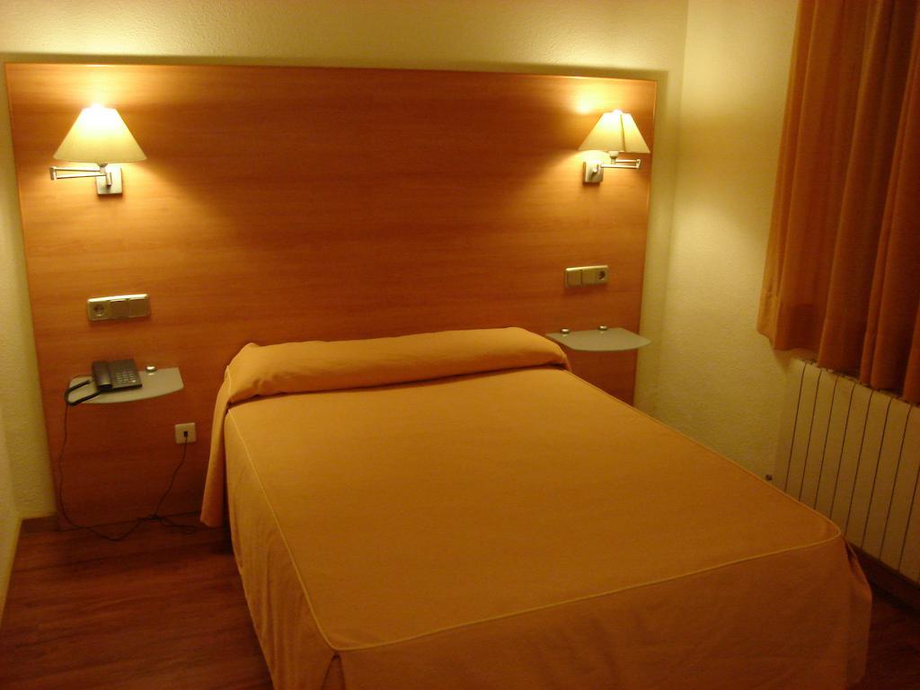Hotel Europa Villacanas Quarto foto